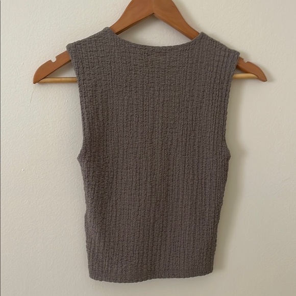 Brand new Abercrombie Women's Sleeveless Textured Top - Brown - Picture 2 of 5